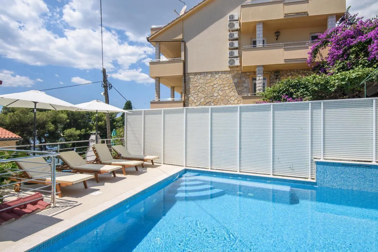 Apartment A1-Apt W Shared Pool & Balcony Next To The Beach Trogir Croatia