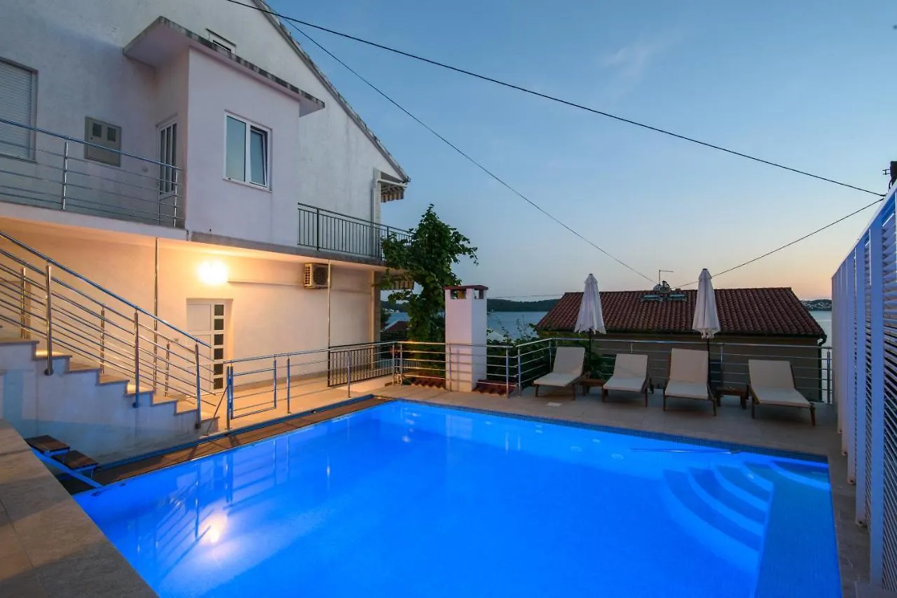Apartment A1-Apt W Shared Pool & Balcony Next To The Beach Trogir
